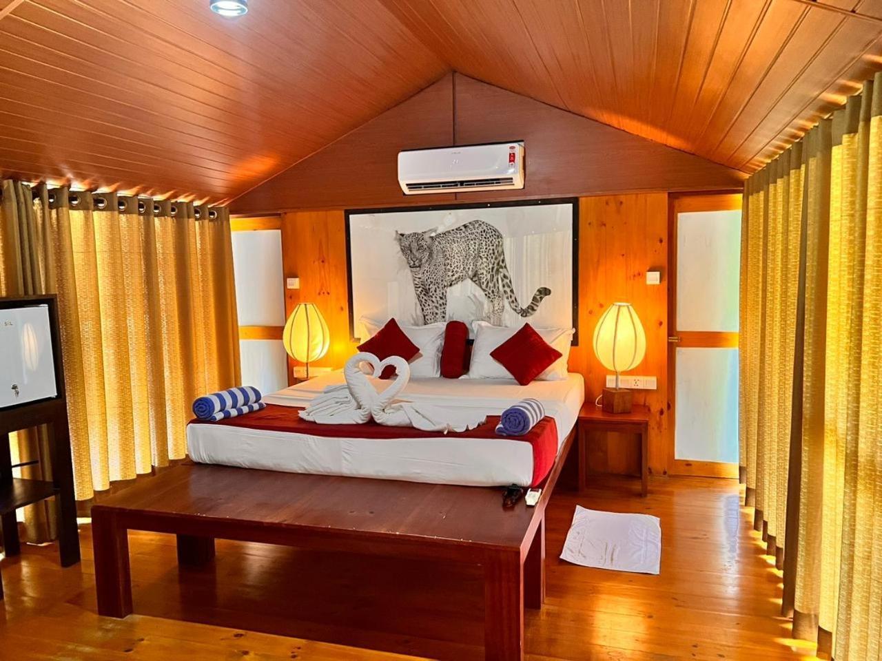 Yala Hotel Lion -Air Conditioned High Luxury Safari Camp מראה חיצוני תמונה